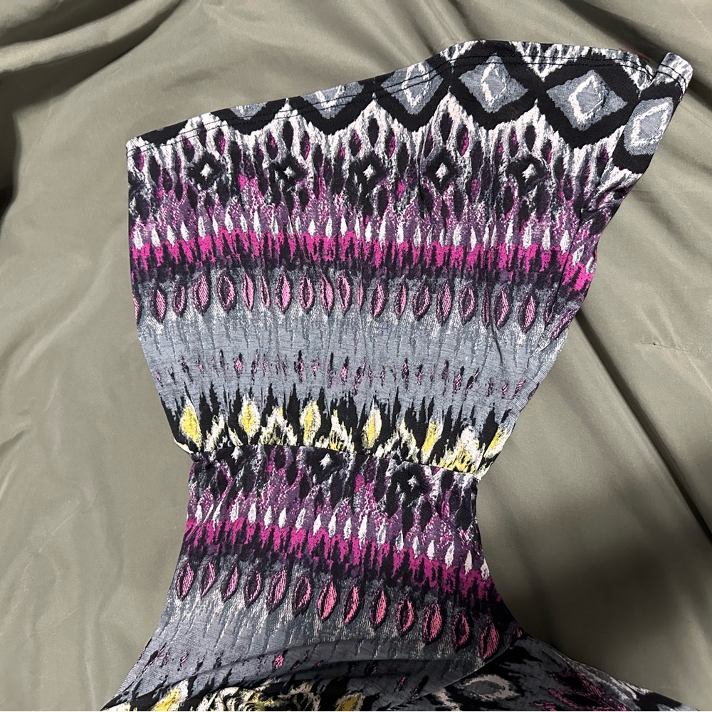 Multicolor Geometric Pattern Women's Top - Picture 2 of 2